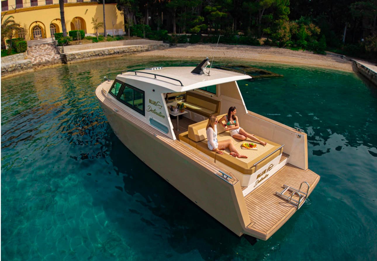 Option 3 — Private Boat Split/Hvar