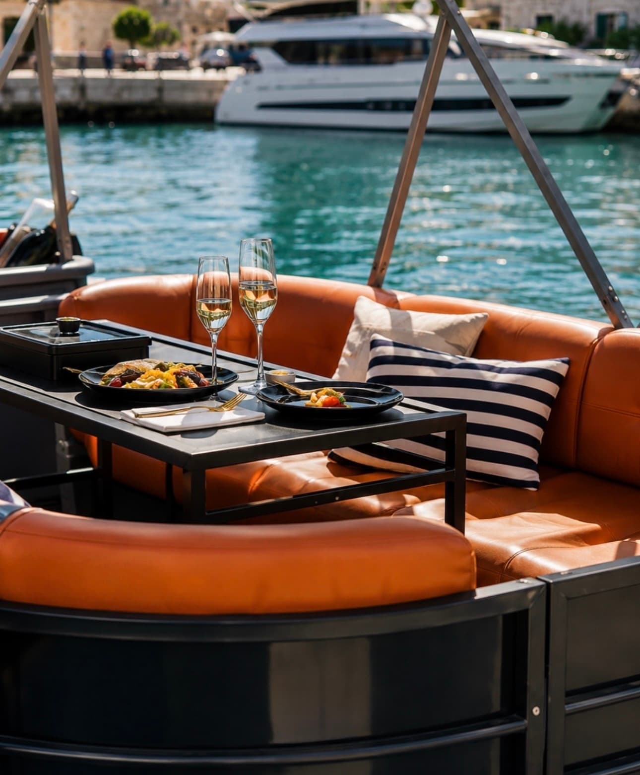 Floating Lounge: Cook, Dine & Sail the Adriatic